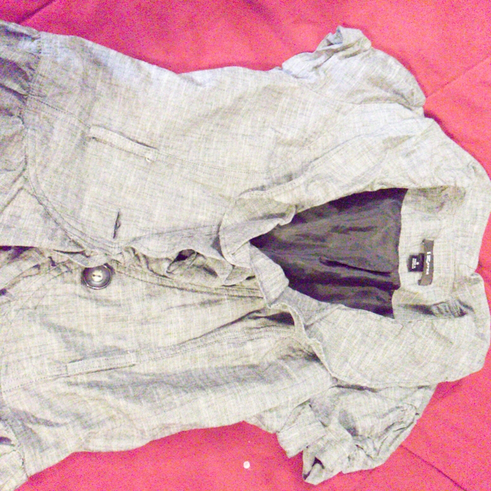 Vest - Picture 2 of 3